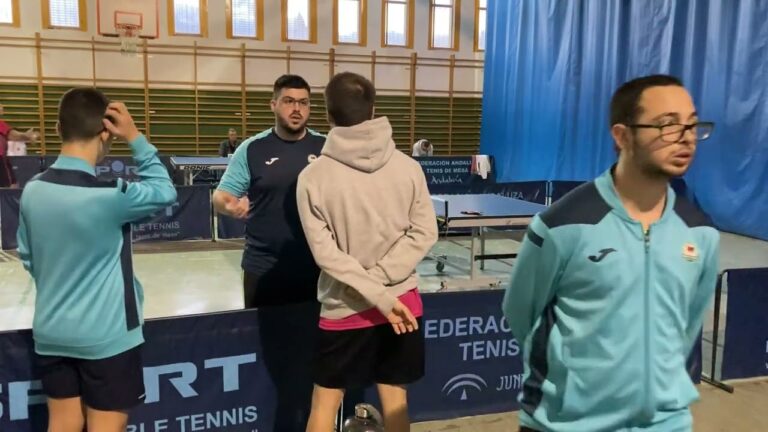 Escuelas de Tenis en Arenas de San Pedro: Gu&iacute;a de Ubicaci&oacute;n
